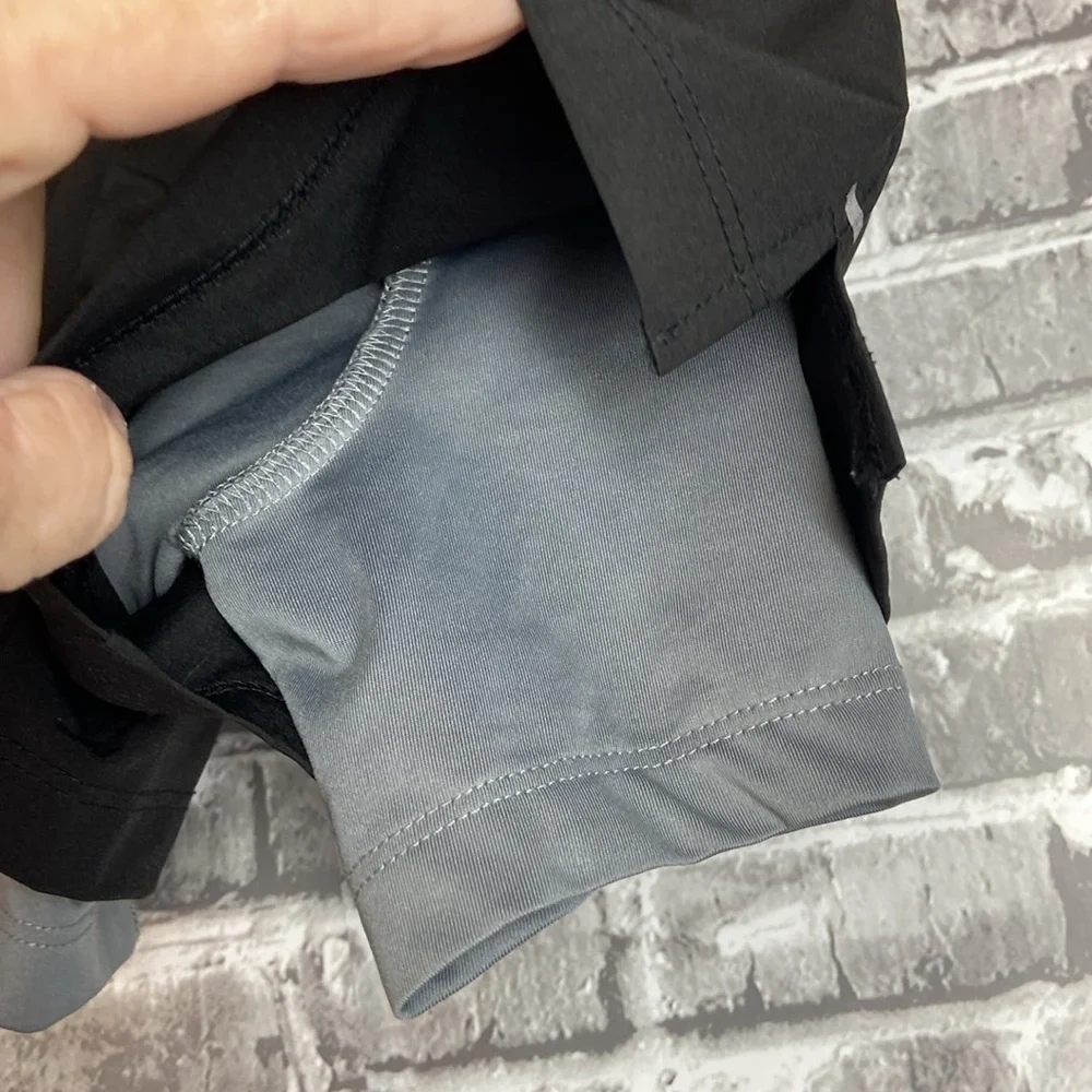 Nike - Picture 3 of 8